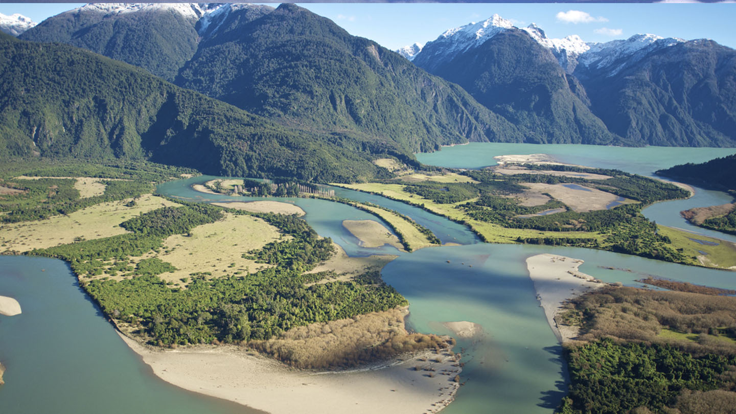 El río Puelo y su rol fundamental para enfrentar el cambio climático en Chile